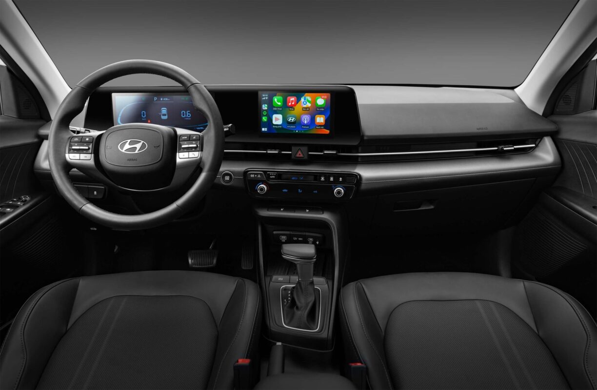 nội thất hyundai accent 2024